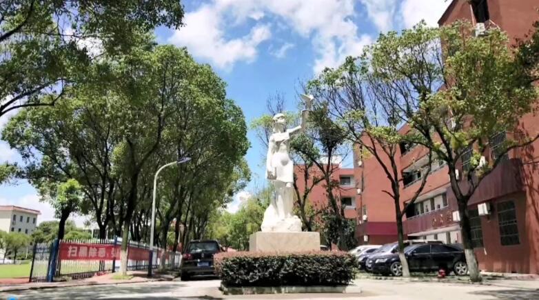 南昌民德學(xué)校初中部大課間活動剪影